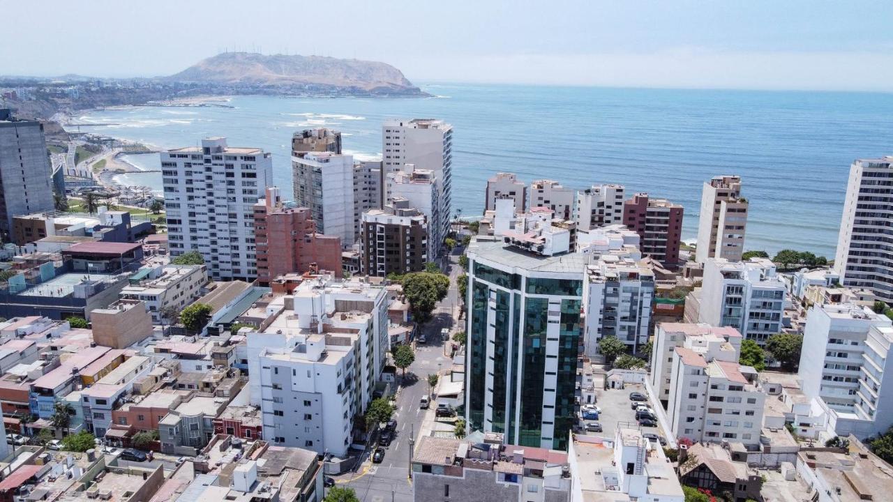 Miraflores Colon Lima