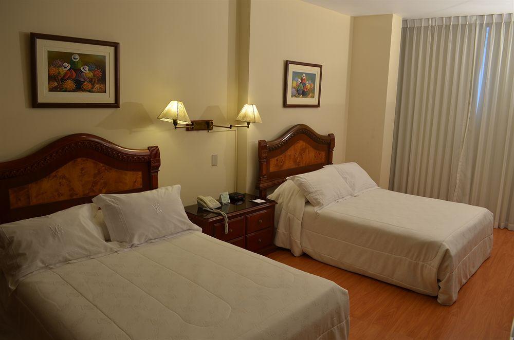 Miraflores Colon Hotel 4*